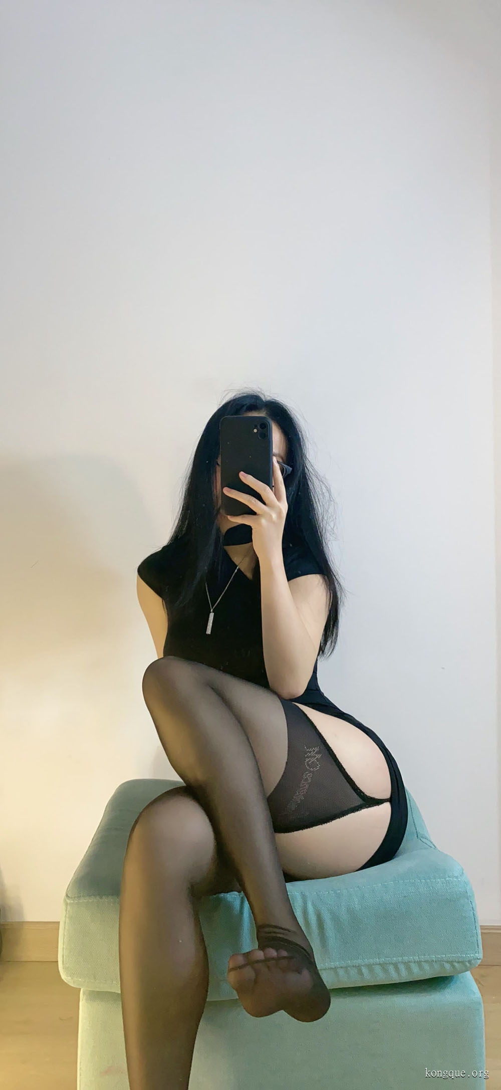 俏妞qiaoniuTT – 微密圈会员订阅系列套图&视频[139套-2026.6]-初媚美图网