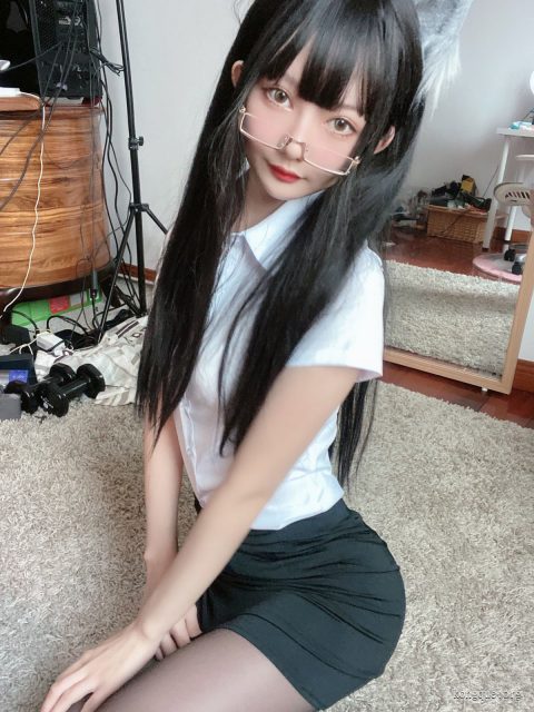 51酱 – 全套21期&随包视频[5.6G-2026.8]-初媚美图网